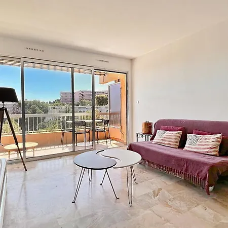 Le Bleu Azur Apartment *