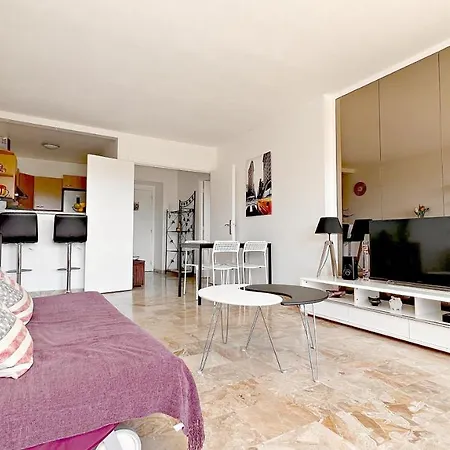 Le Bleu Azur Apartment